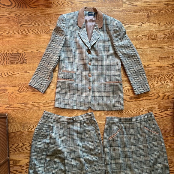 Country Shop Jackets & Blazers - Country Shop Vintage Three Piece Wool Plaid and Suede Trim Suit